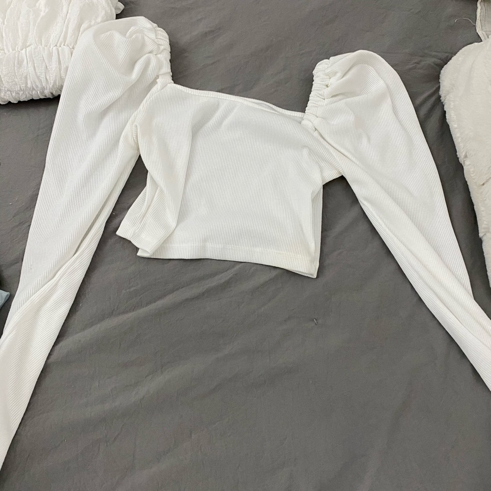 White long sleeve tank top - puff sleeves